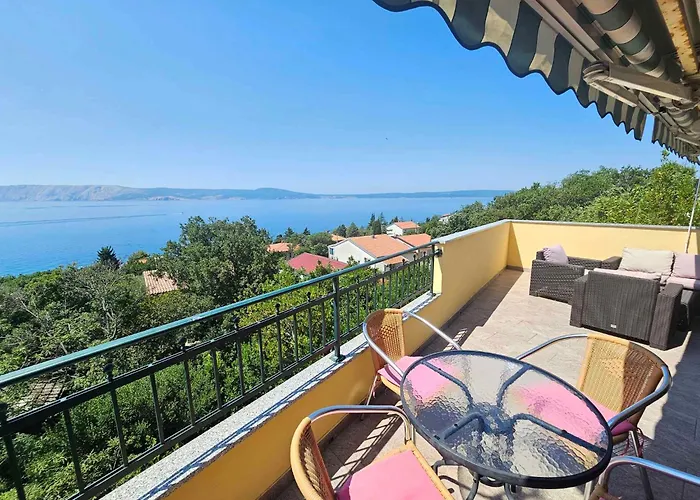In 15477 Appartement Novi Vinodolski